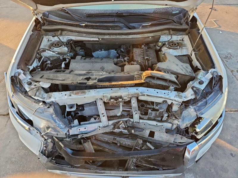 Фото 12 - MITSUBISHI OUTLANDER