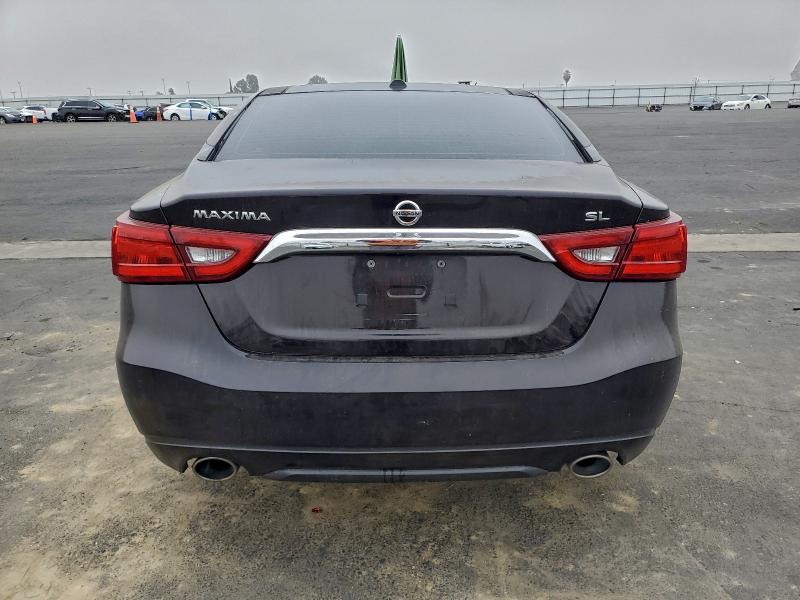 Фото 6 - NISSAN MAXIMA