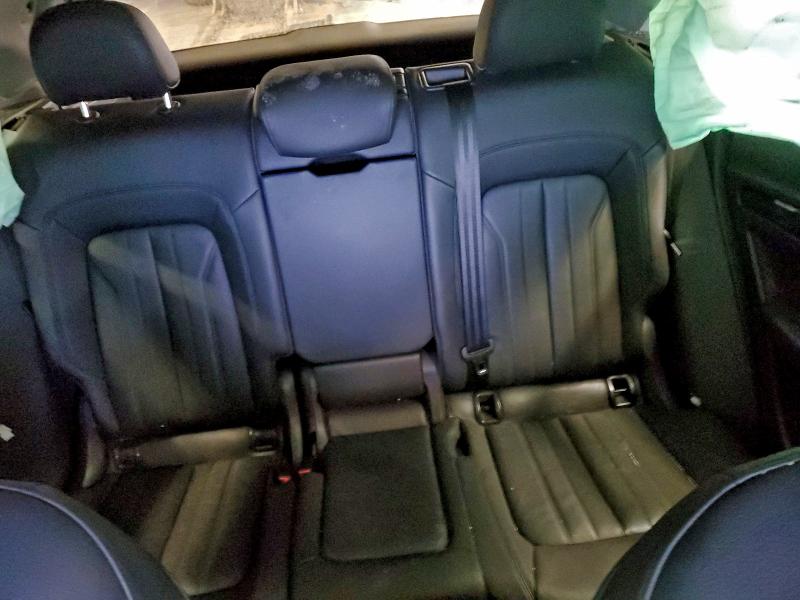 Фото 10 - AUDI Q5