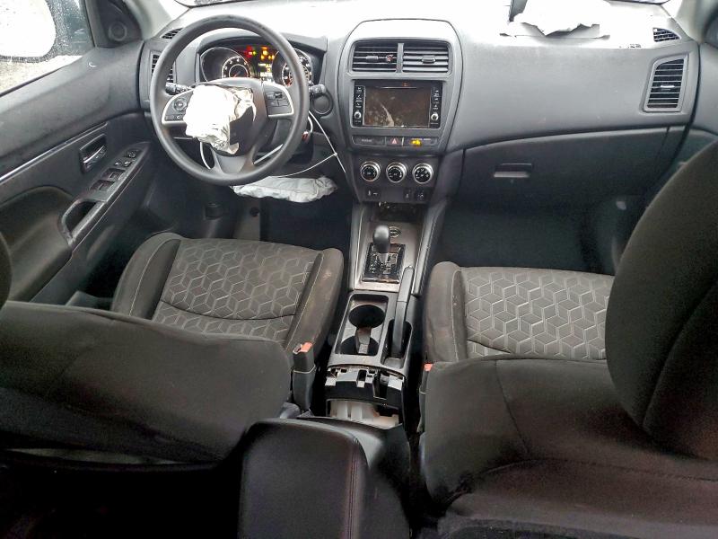 Фото 8 - MITSUBISHI OUTLANDER