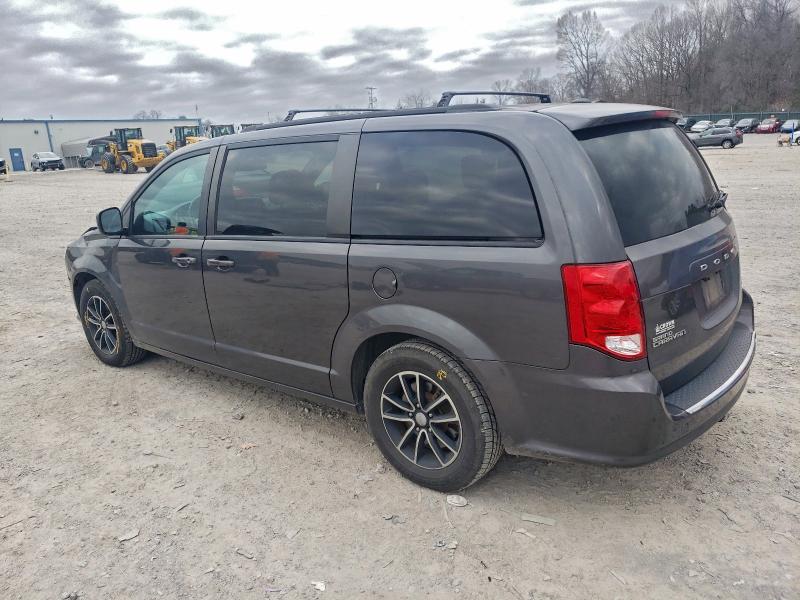 Фото 2 - DODGE CARAVAN