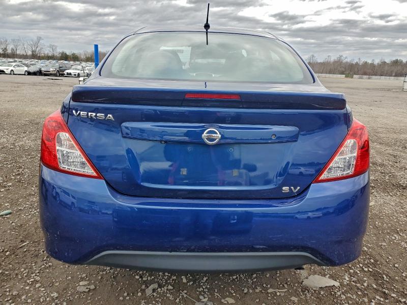 Фото 6 - NISSAN VERSA