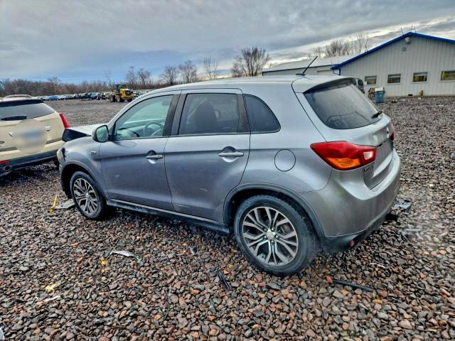 Фото 2 - MITSUBISHI OUTLANDER