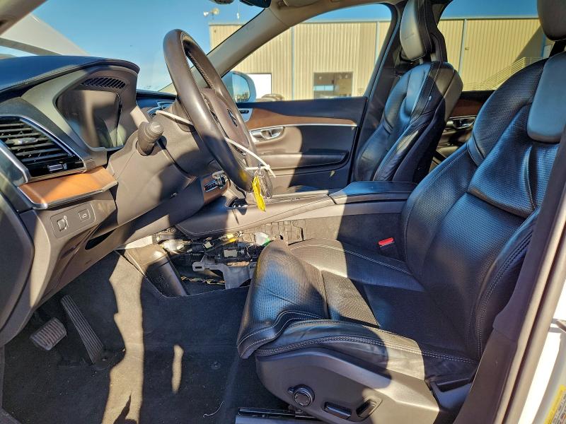 Фото 7 - VOLVO XC90