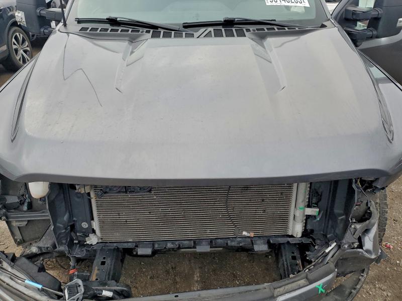 Фото 11 - FORD F-150