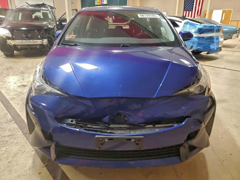 Фото 5 - TOYOTA PRIUS