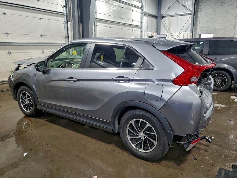 Фото 2 - MITSUBISHI ECLIPSE