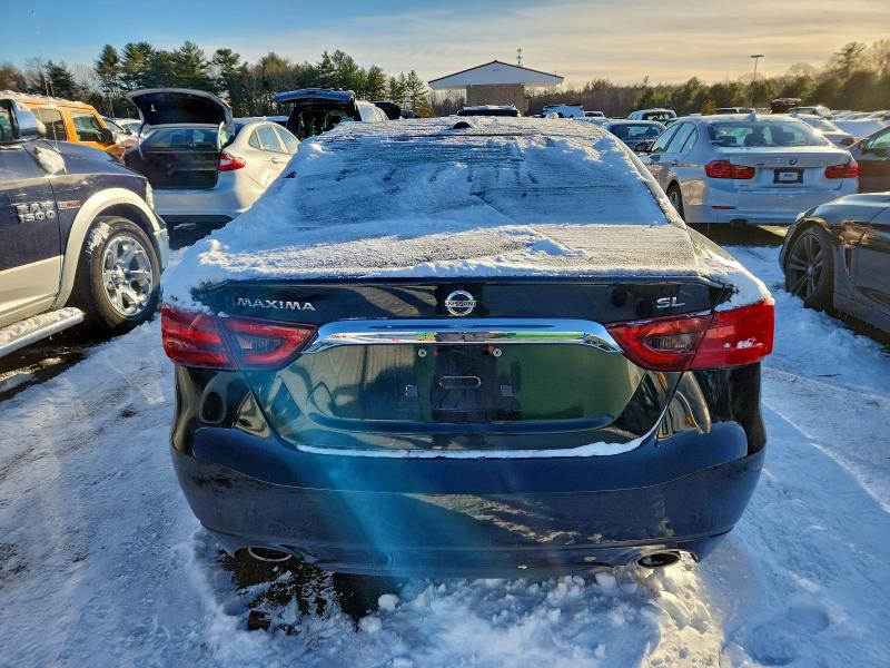 Фото 6 - NISSAN MAXIMA