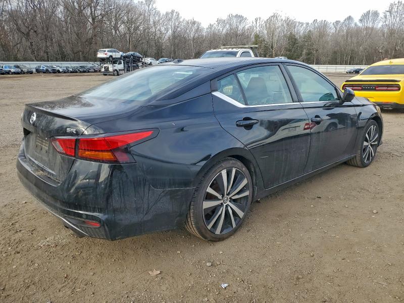 Фото 3 - NISSAN ALTIMA