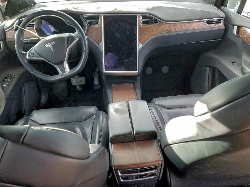 Фото 8 - TESLA MODEL X