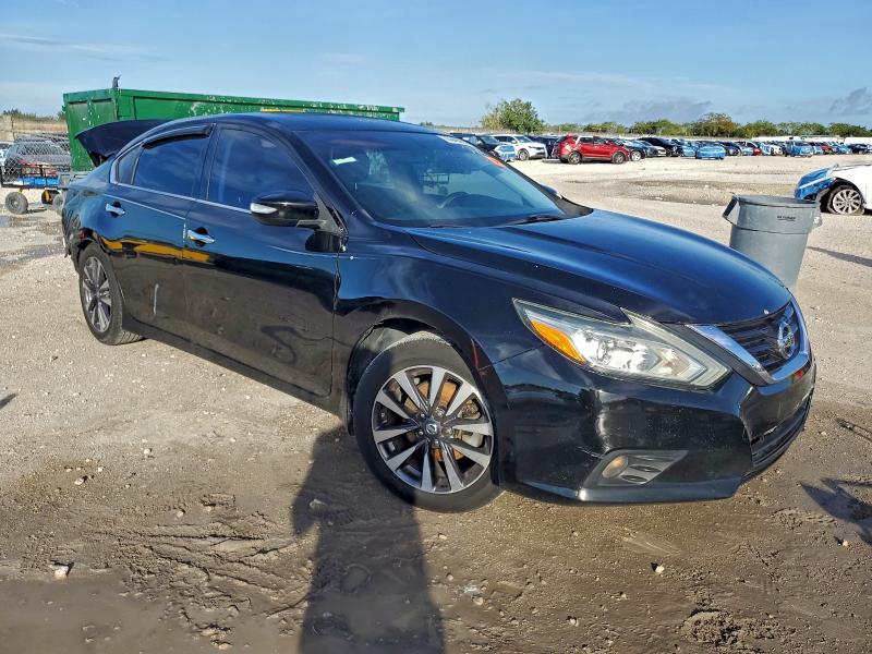 Фото 4 - NISSAN ALTIMA