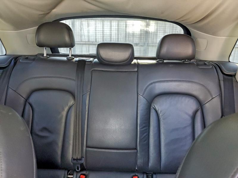 Фото 10 - AUDI Q3