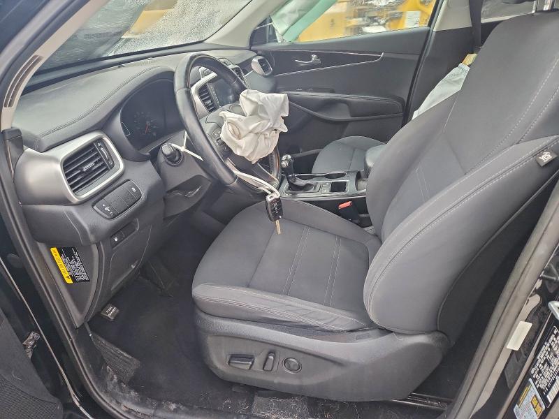 Фото 7 - KIA SORENTO