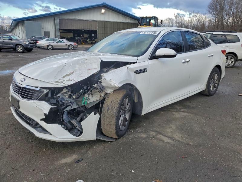 Фото 1 - KIA OPTIMA