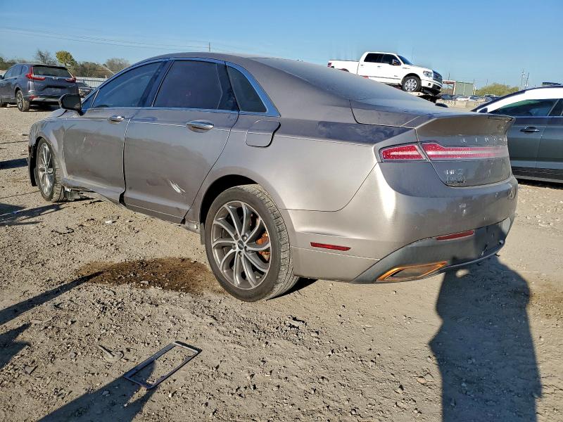 Фото 2 - LINCOLN MKZ