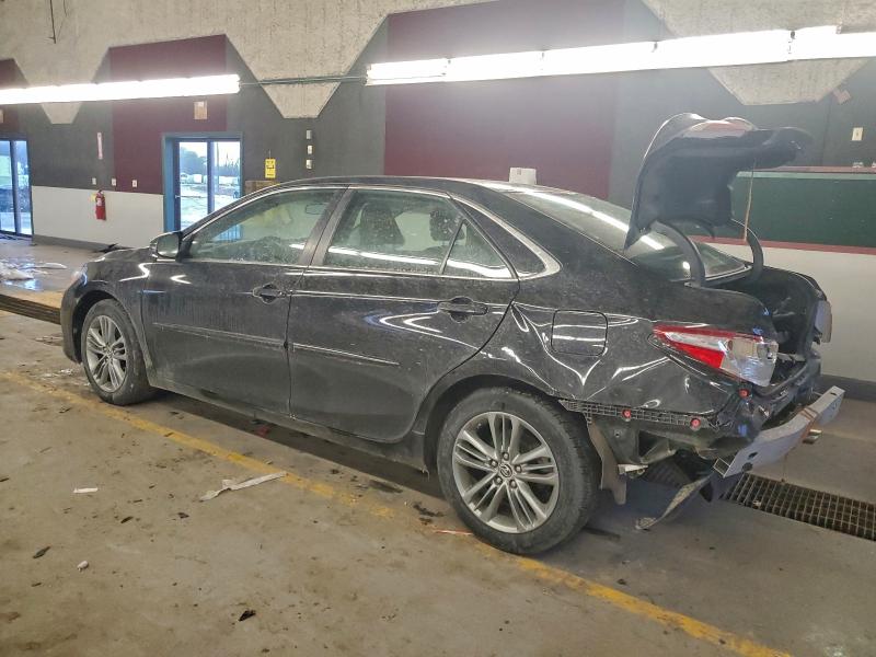 Фото 2 - TOYOTA CAMRY