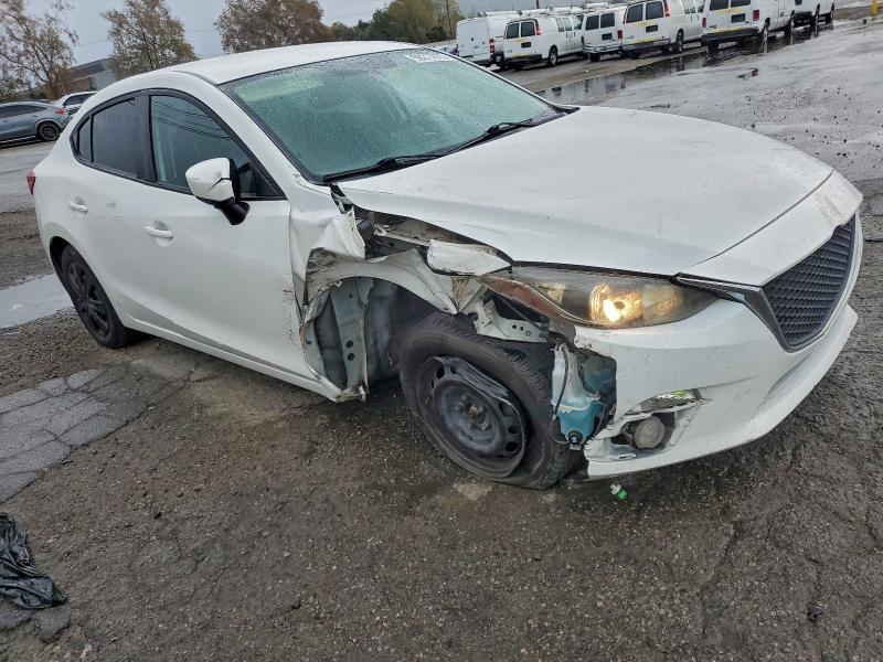 Фото 4 - MAZDA 3