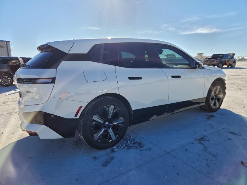 BMW IX XDRIVE5 2023 VIN WB523CF0XPCM04324