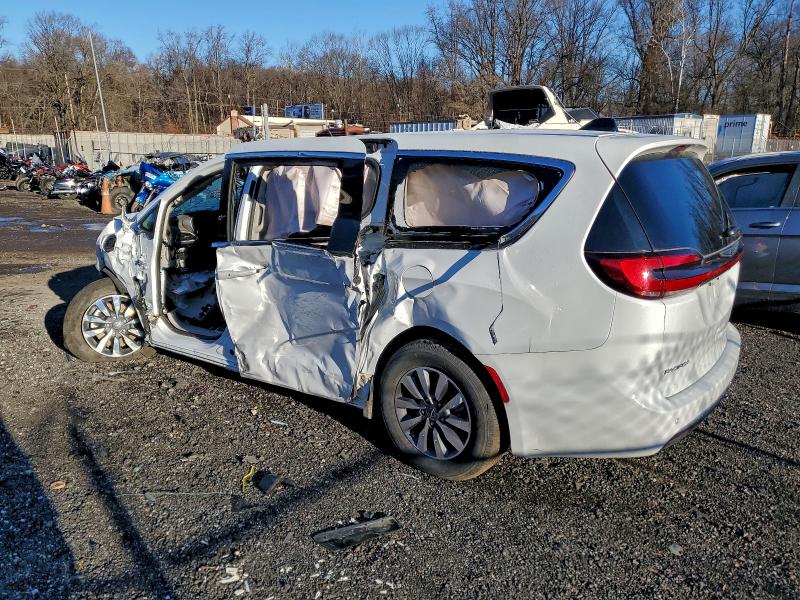 Фото 2 - CHRYSLER PACIFICA