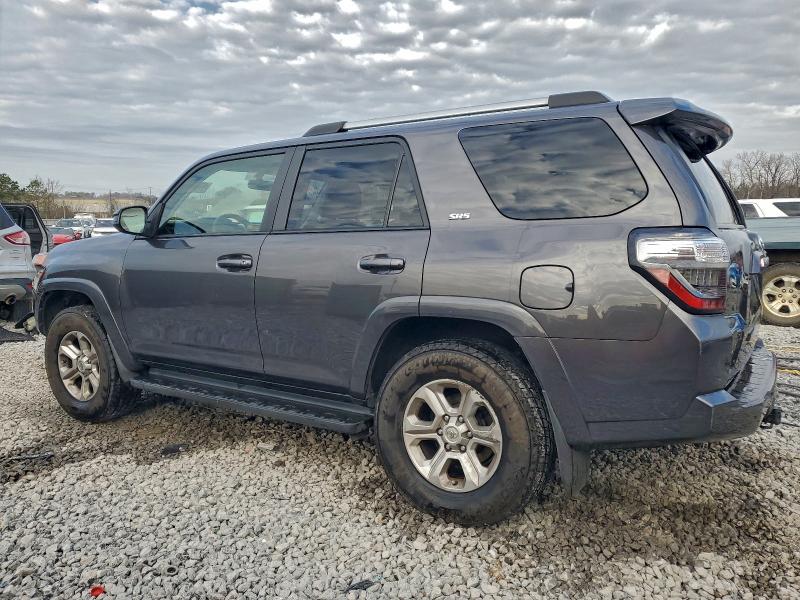 Фото 2 - TOYOTA 4RUNNER
