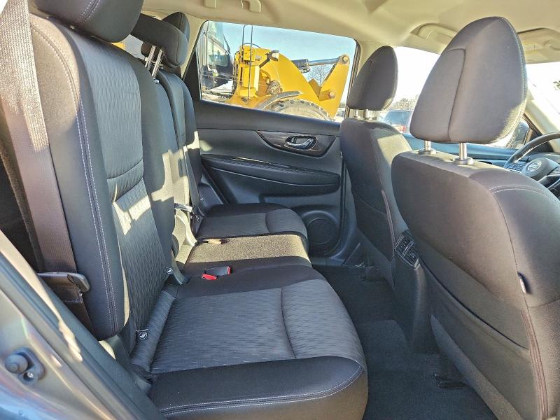 Фото 11 - NISSAN ROGUE