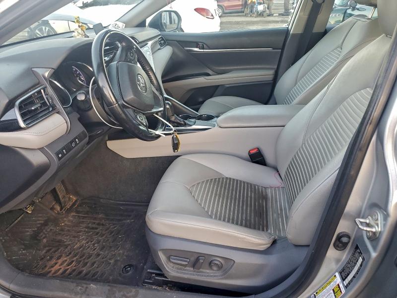 Фото 7 - TOYOTA CAMRY