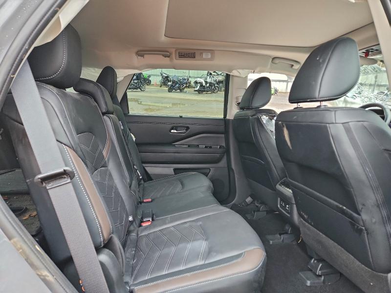 Фото 11 - NISSAN PATHFINDER