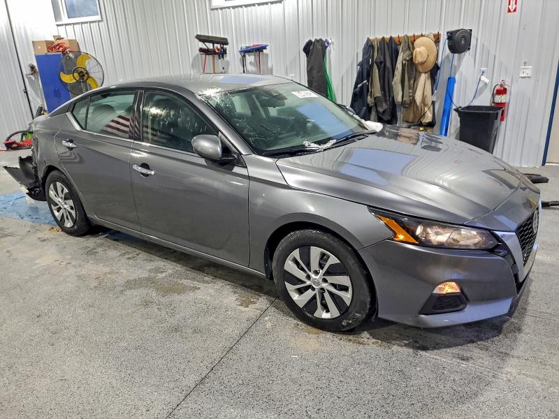 Фото 4 - NISSAN ALTIMA