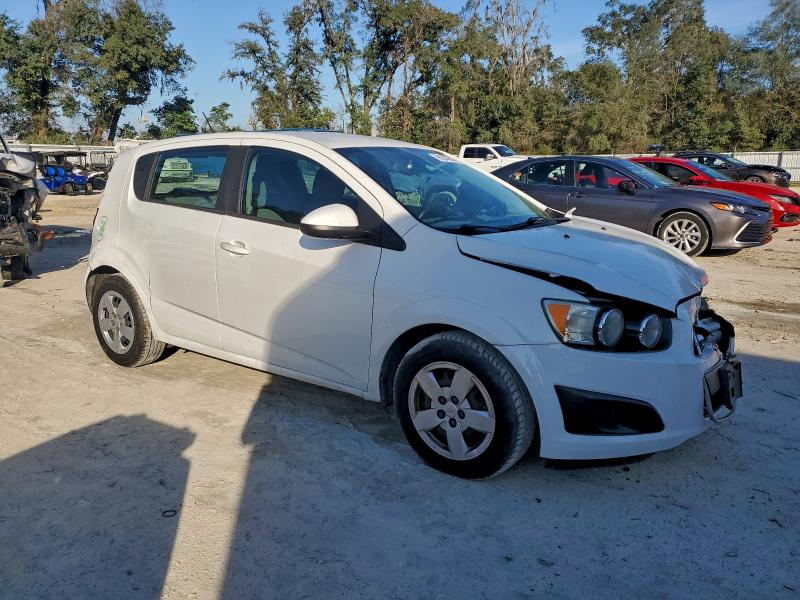 Фото 4 - CHEVROLET SONIC