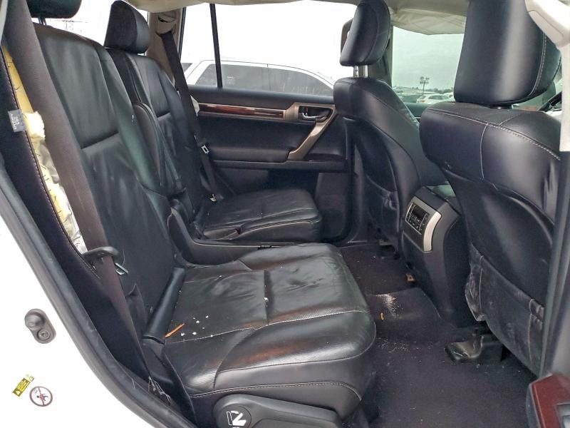 Фото 10 - LEXUS GX