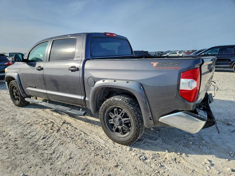 Фото 2 - TOYOTA TUNDRA