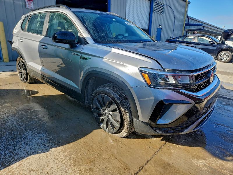 Фото 4 - VOLKSWAGEN TAOS S