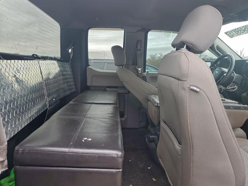 Фото 10 - FORD F-150