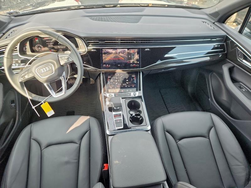 Фото 8 - AUDI Q7