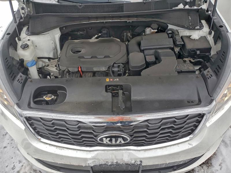 Фото 12 - KIA SORENTO