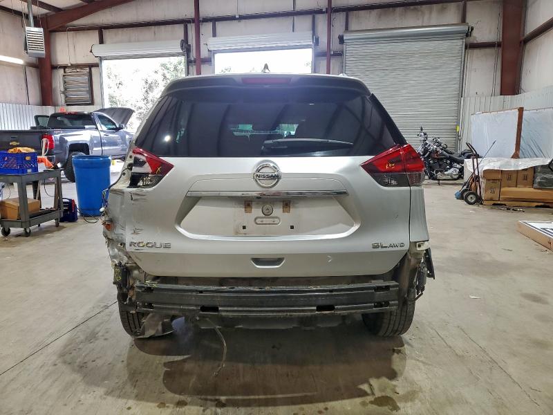 Фото 6 - NISSAN ROGUE