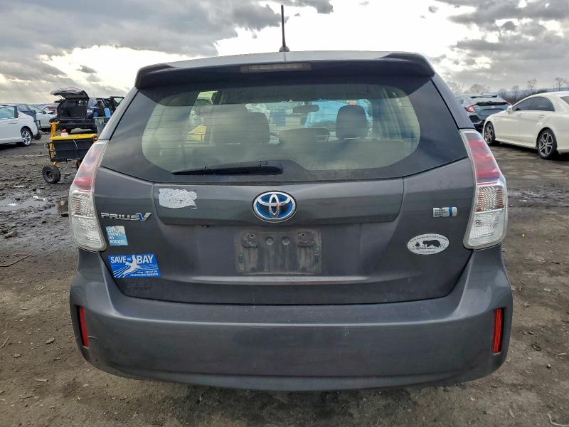 Фото 6 - TOYOTA PRIUS