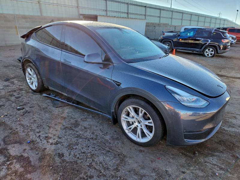 Фото 4 - TESLA MODEL Y