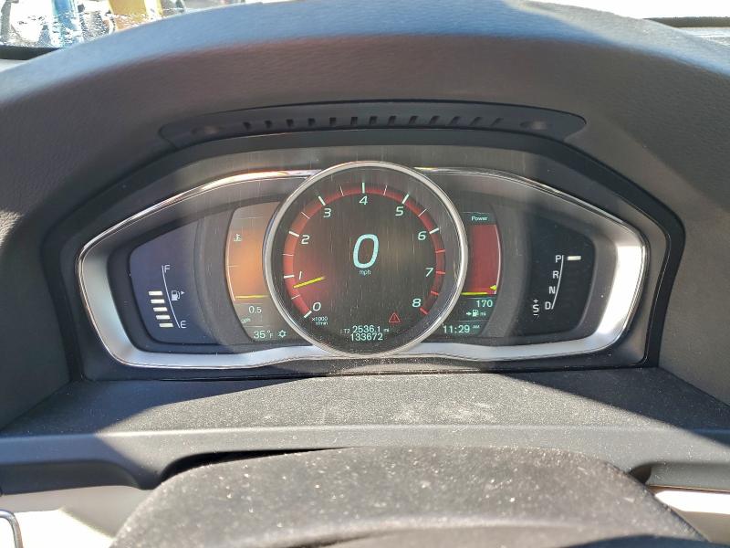 Фото 9 - VOLVO S60