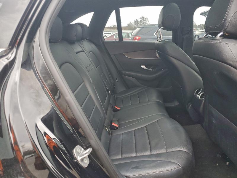 Фото 10 - MERCEDES-BENZ GLC-CLASS