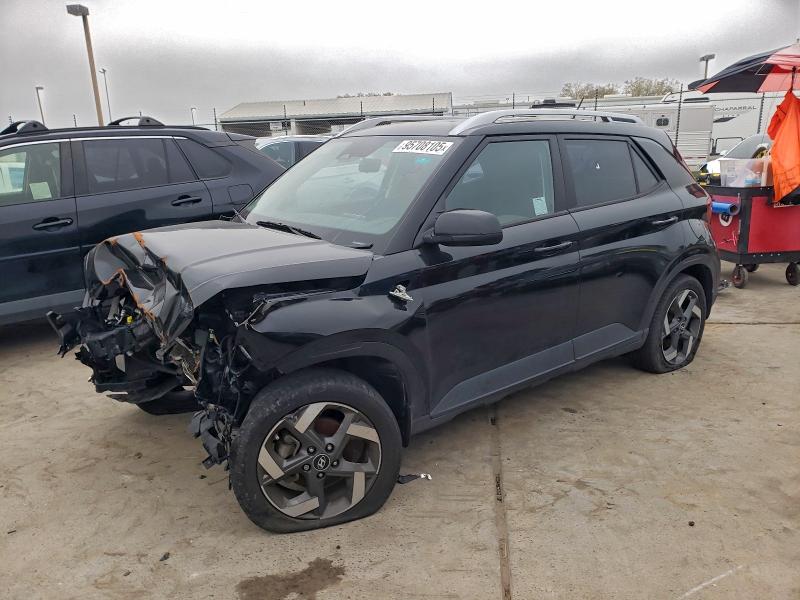 Фото 1 - HYUNDAI VENUE