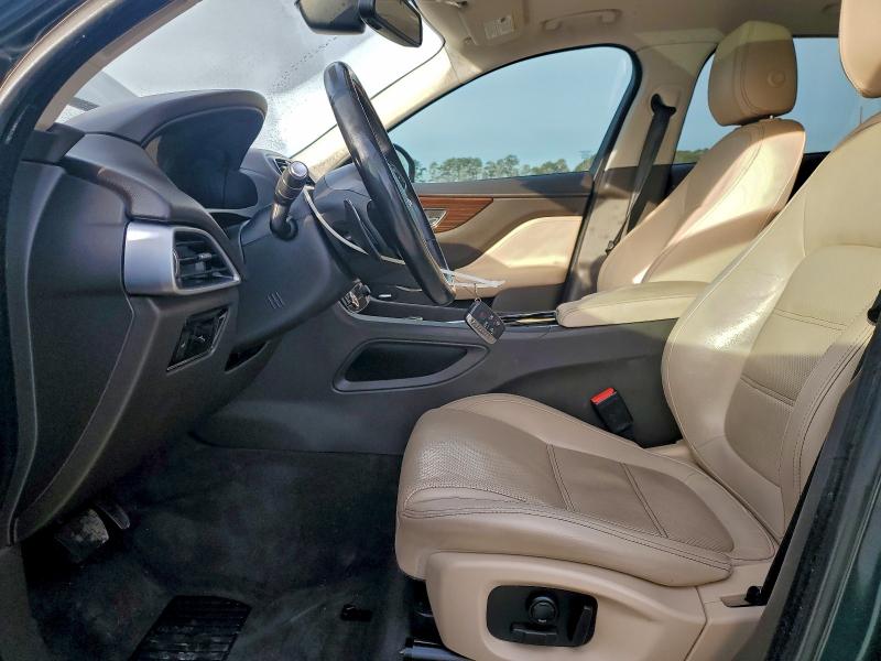 Фото 7 - JAGUAR F-PACE