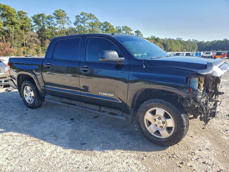 Фото 4 - TOYOTA TUNDRA