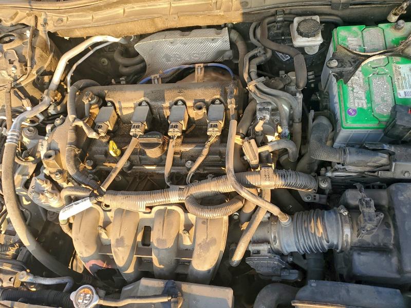 Фото 11 - MAZDA 3