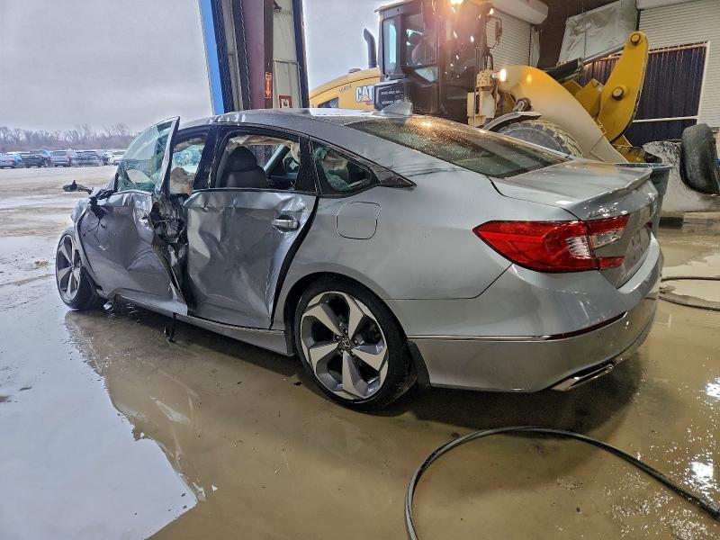 Фото 2 - HONDA ACCORD