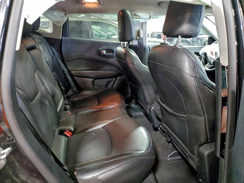 Фото 11 - JEEP COMPASS