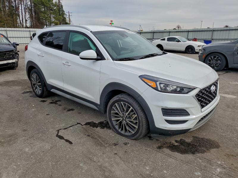 Фото 4 - HYUNDAI TUCSON