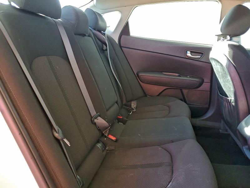 Фото 10 - KIA OPTIMA