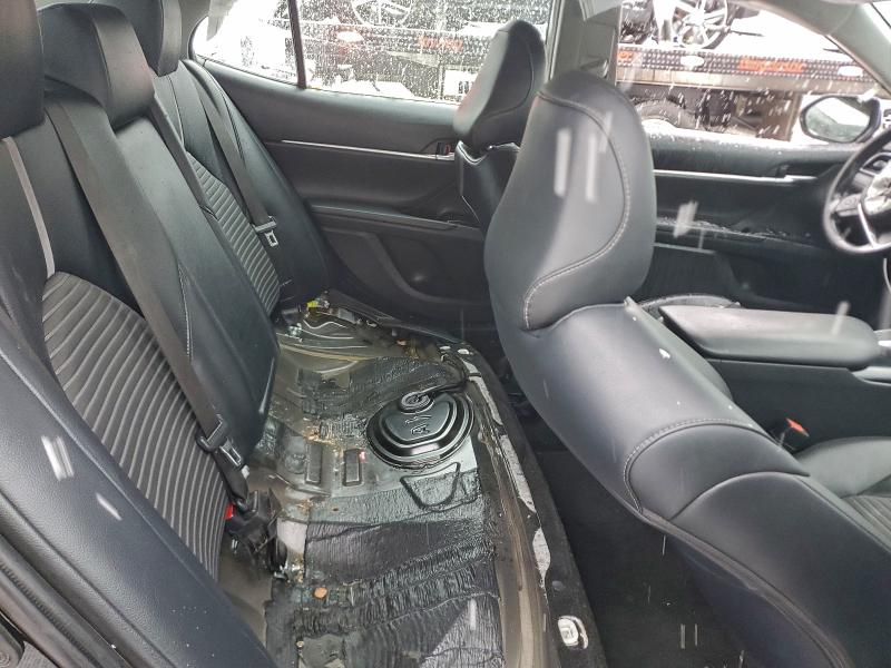 Фото 10 - TOYOTA CAMRY