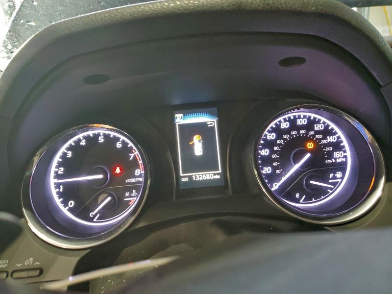 Фото 9 - TOYOTA CAMRY